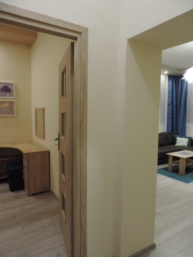 Apartament Blue Krosno Dış mekan fotoğraf
